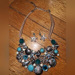 St. Thomas - Seashell Necklace and Earrings set